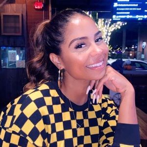 Meet your Posher, Kalena